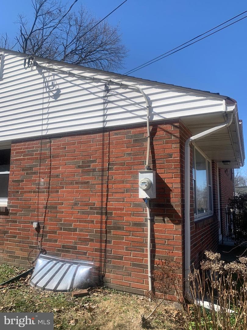 2034 Highland Avenue photo 5