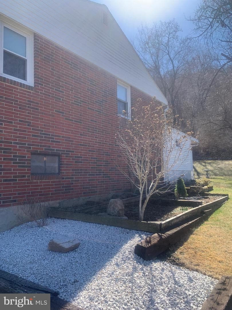 2034 Highland Avenue photo 6