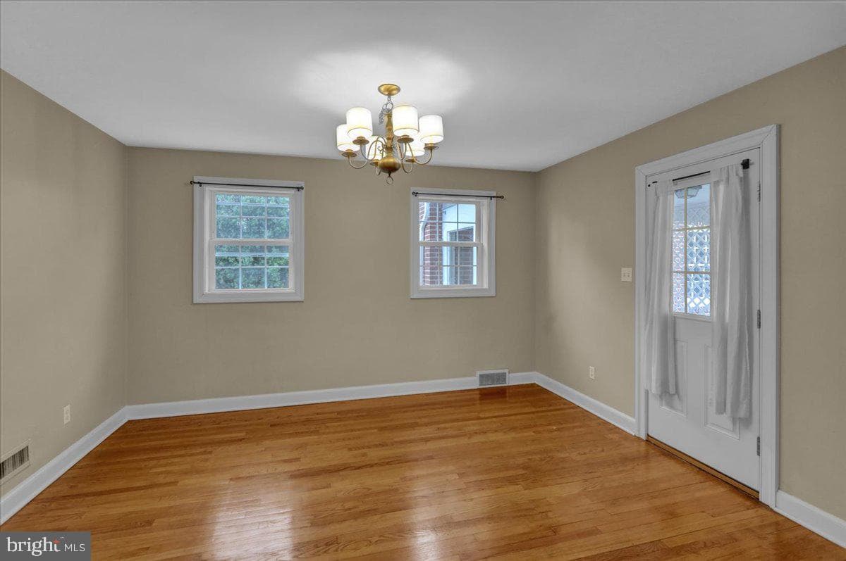 1403 College Avenue photo 11