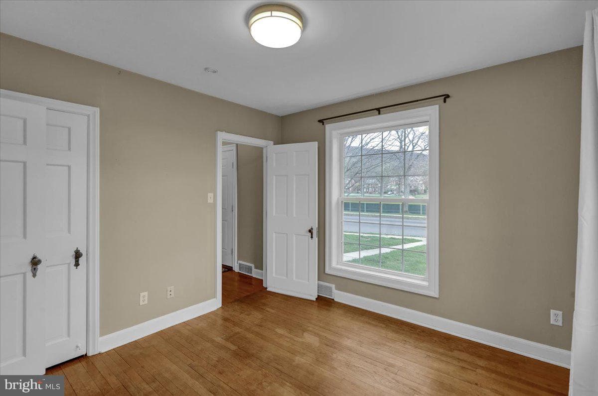 1403 College Avenue photo 15