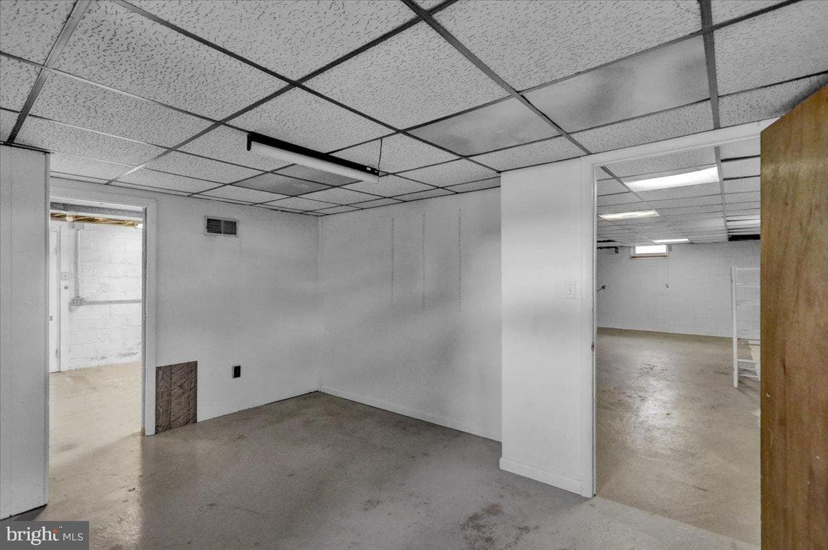 1403 College Avenue photo 37