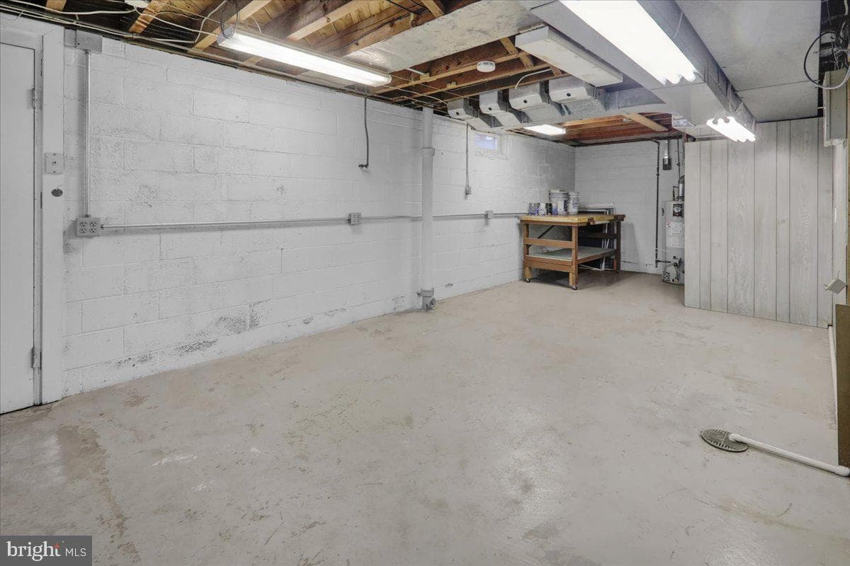 1403 College Avenue photo 38
