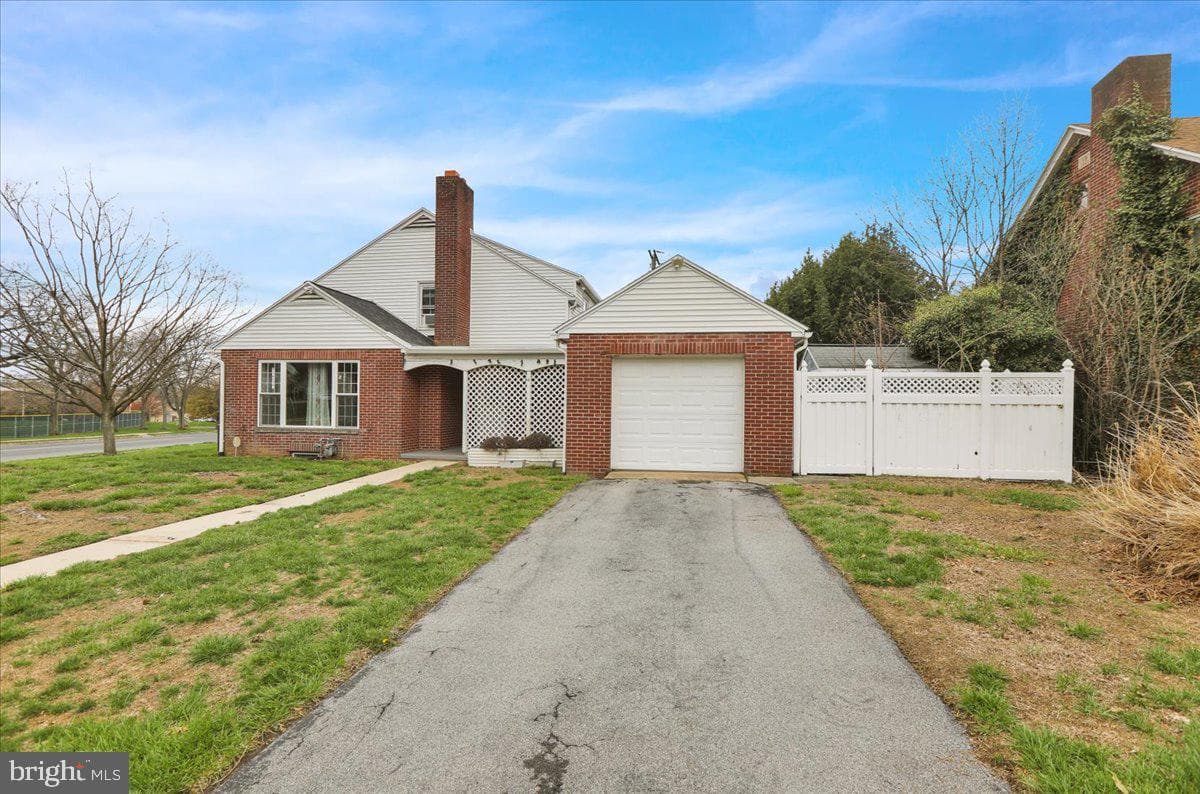 1403 College Avenue photo 40