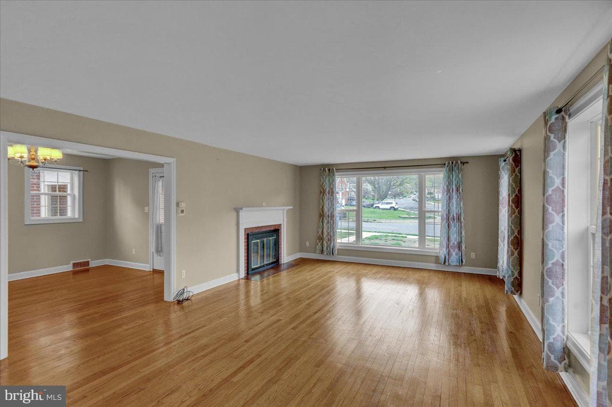 1403 College Avenue photo 7