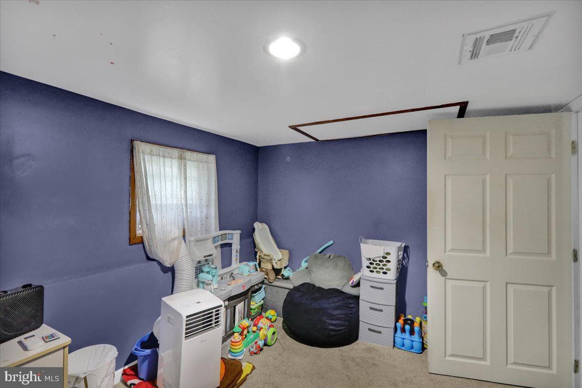 255 Keller Road photo 12