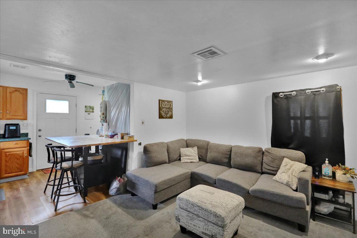 255 Keller Road photo 8