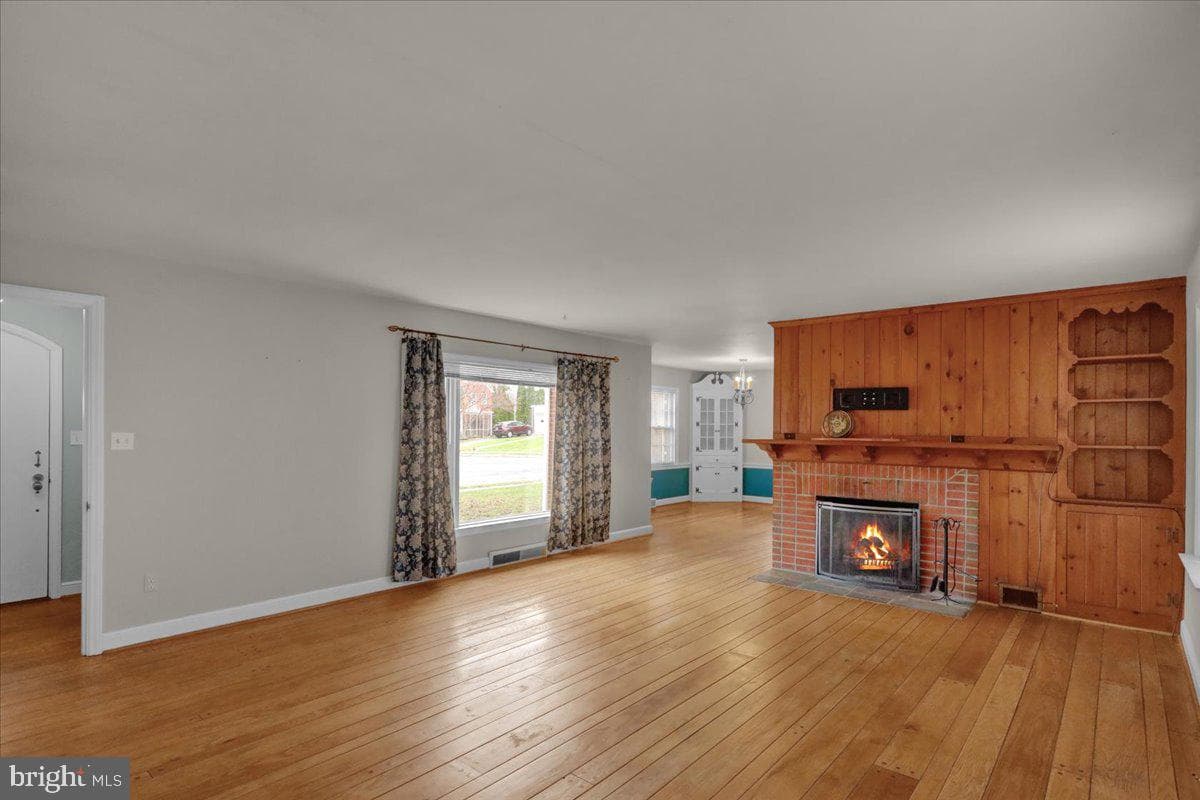 1823 N 15th Street photo 9