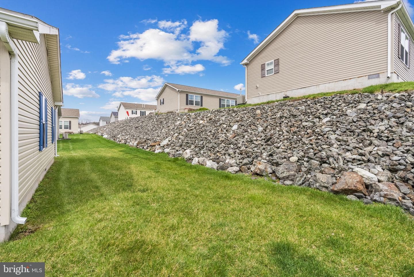 86 Westin Road photo 33