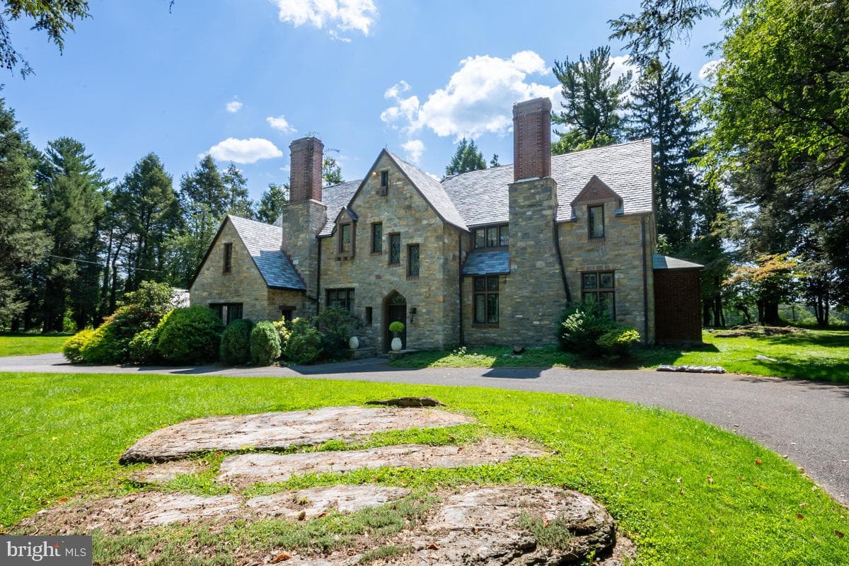 1804 Bernville Road, Reading