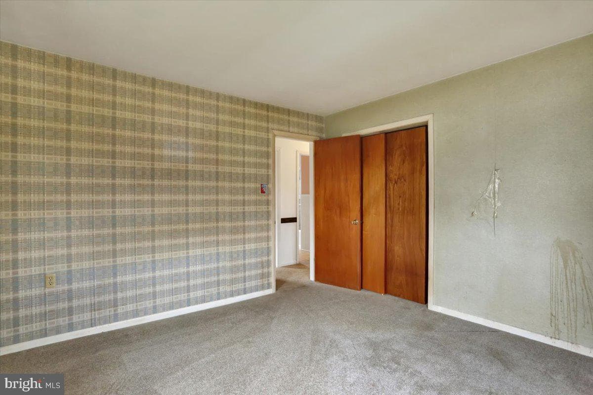 410 Laurelwood Drive photo 21