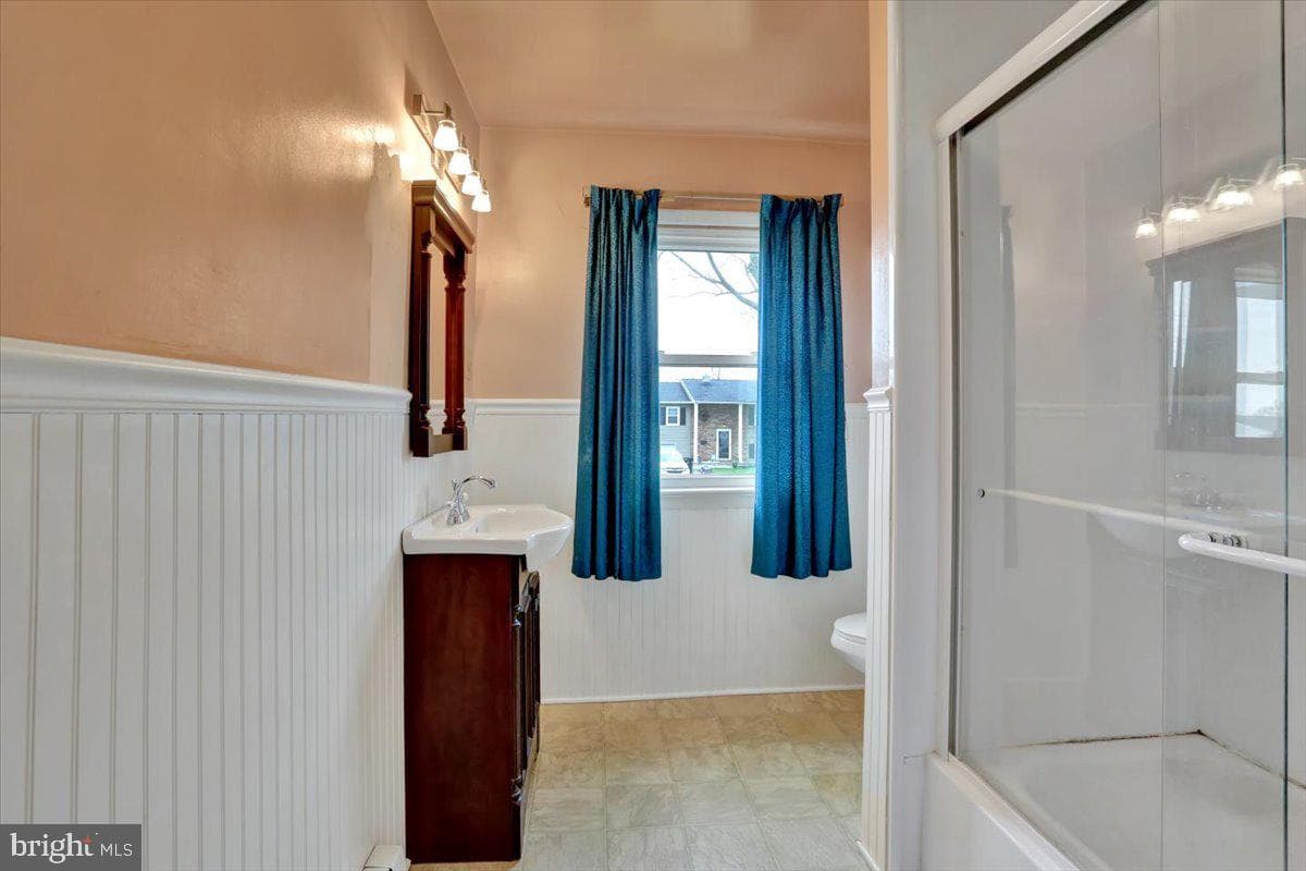 410 Laurelwood Drive photo 24