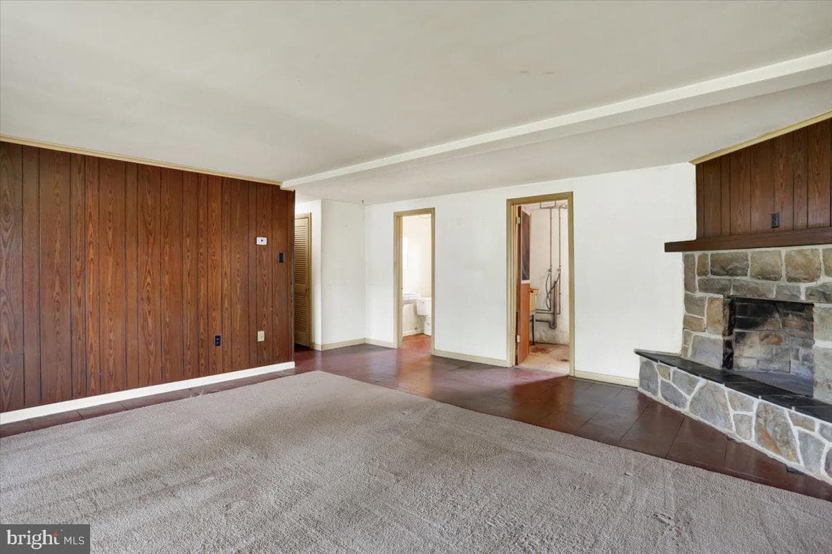 410 Laurelwood Drive photo 28