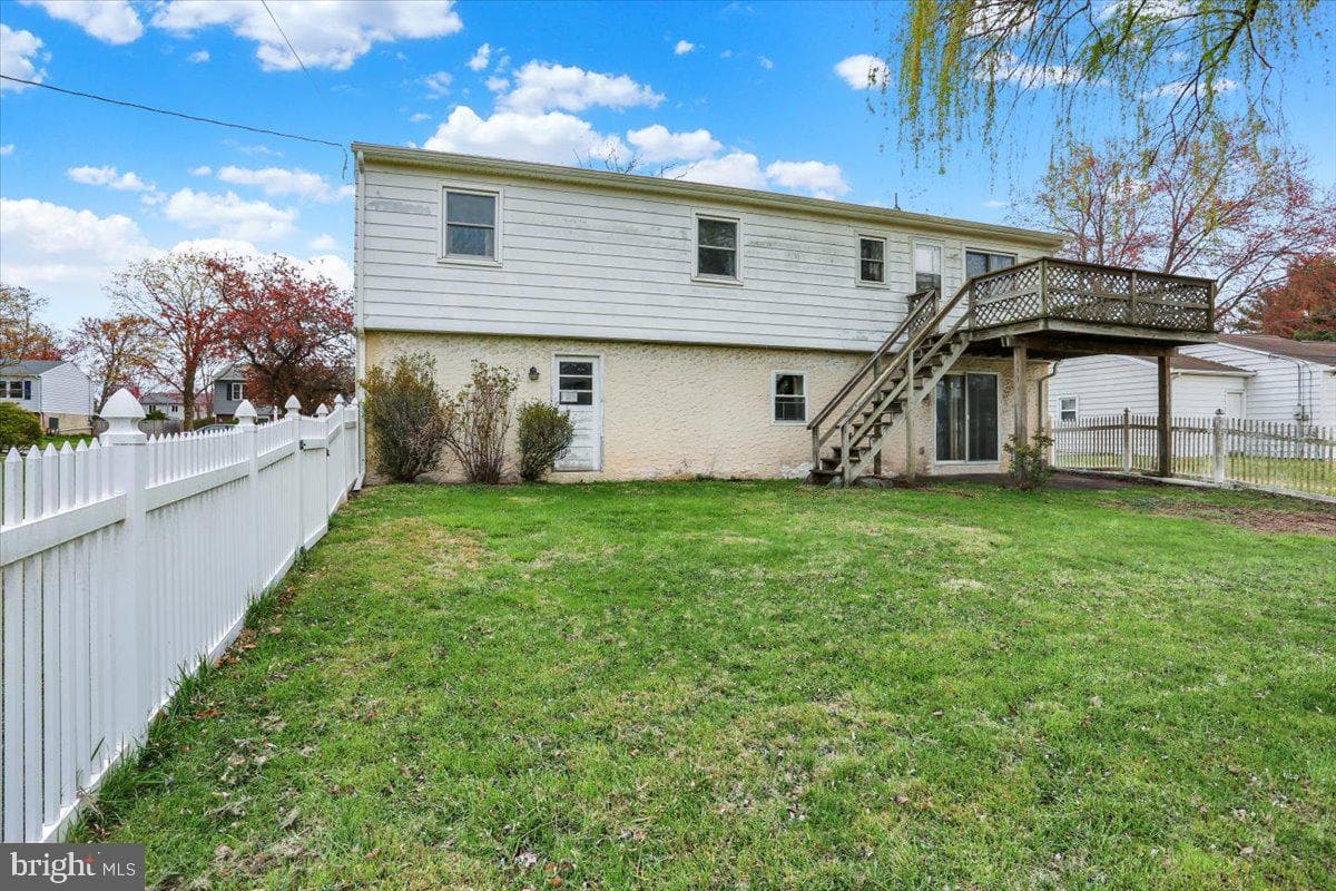 410 Laurelwood Drive photo 35