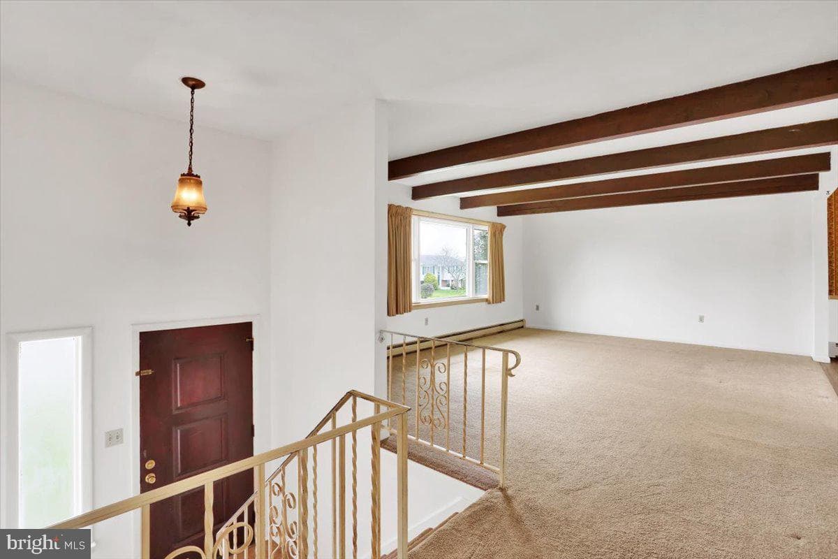 410 Laurelwood Drive photo 6