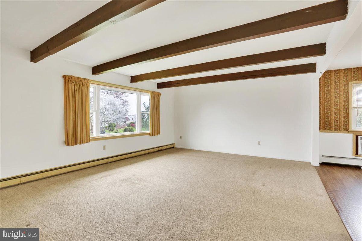 410 Laurelwood Drive photo 8