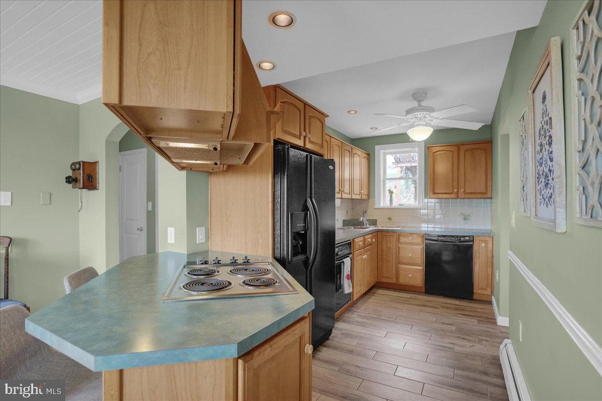 1032 W Leesport Road photo 14