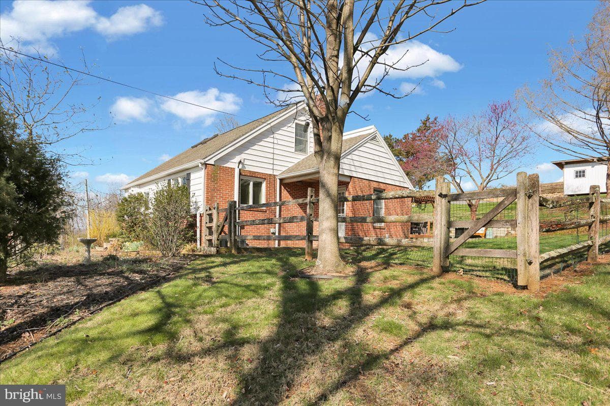 1032 W Leesport Road photo 45