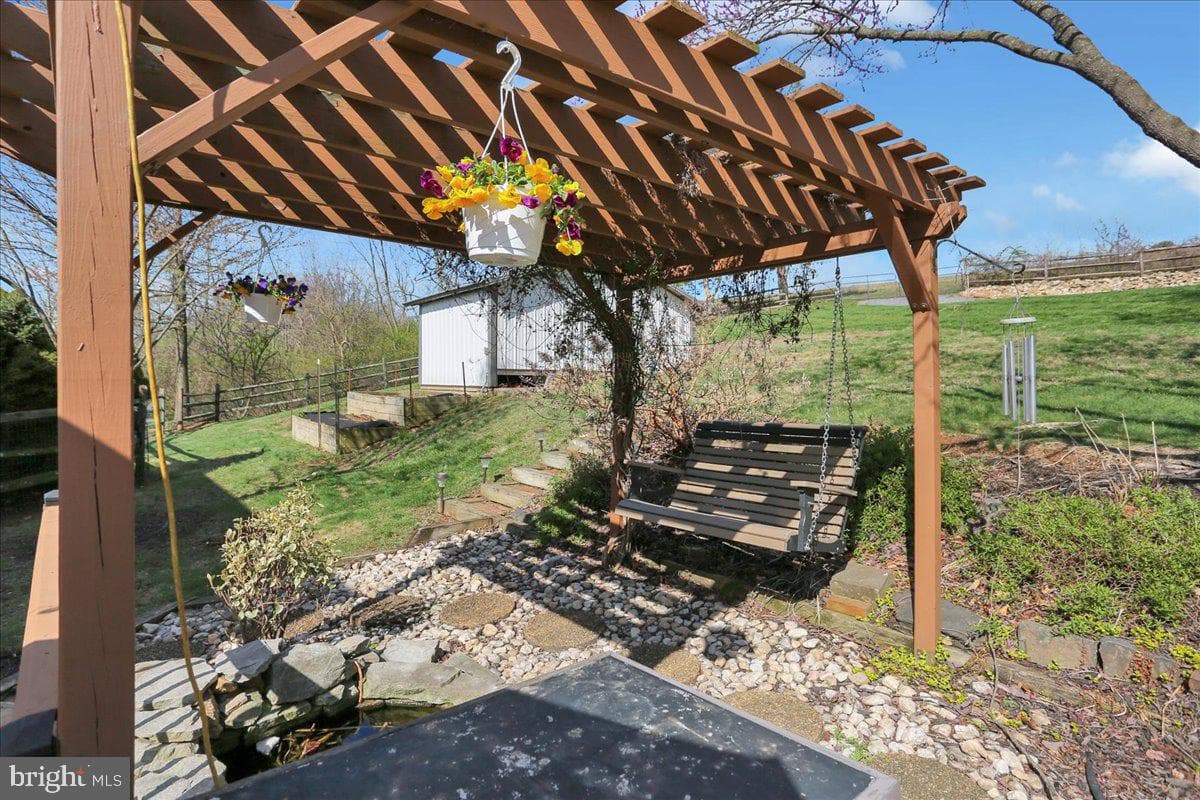1032 W Leesport Road photo 49