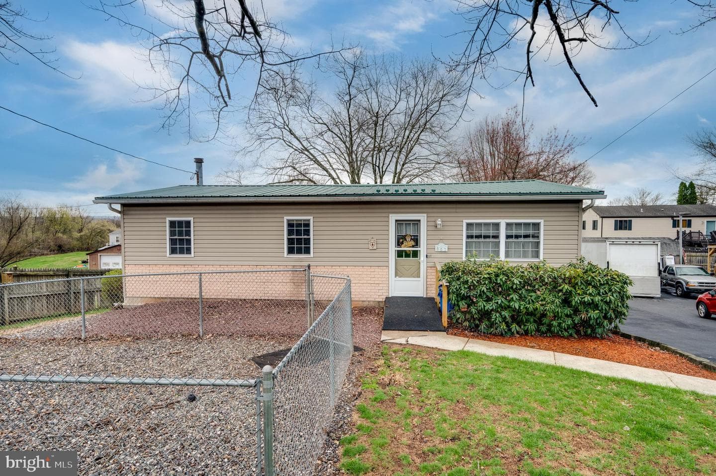 1250 Dauphin Place photo 3