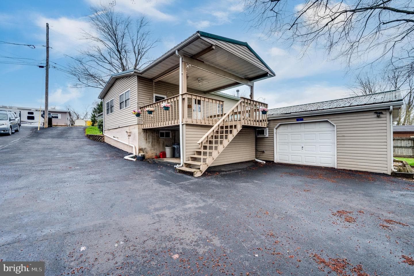 1250 Dauphin Place photo 7