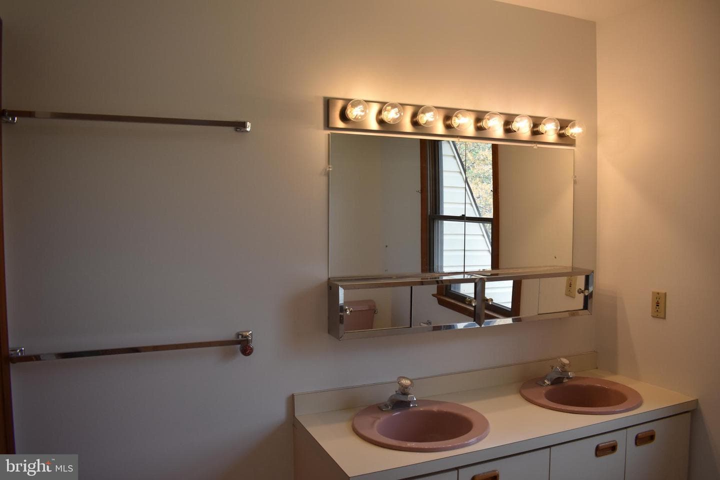 57 Skyview Drive photo 33