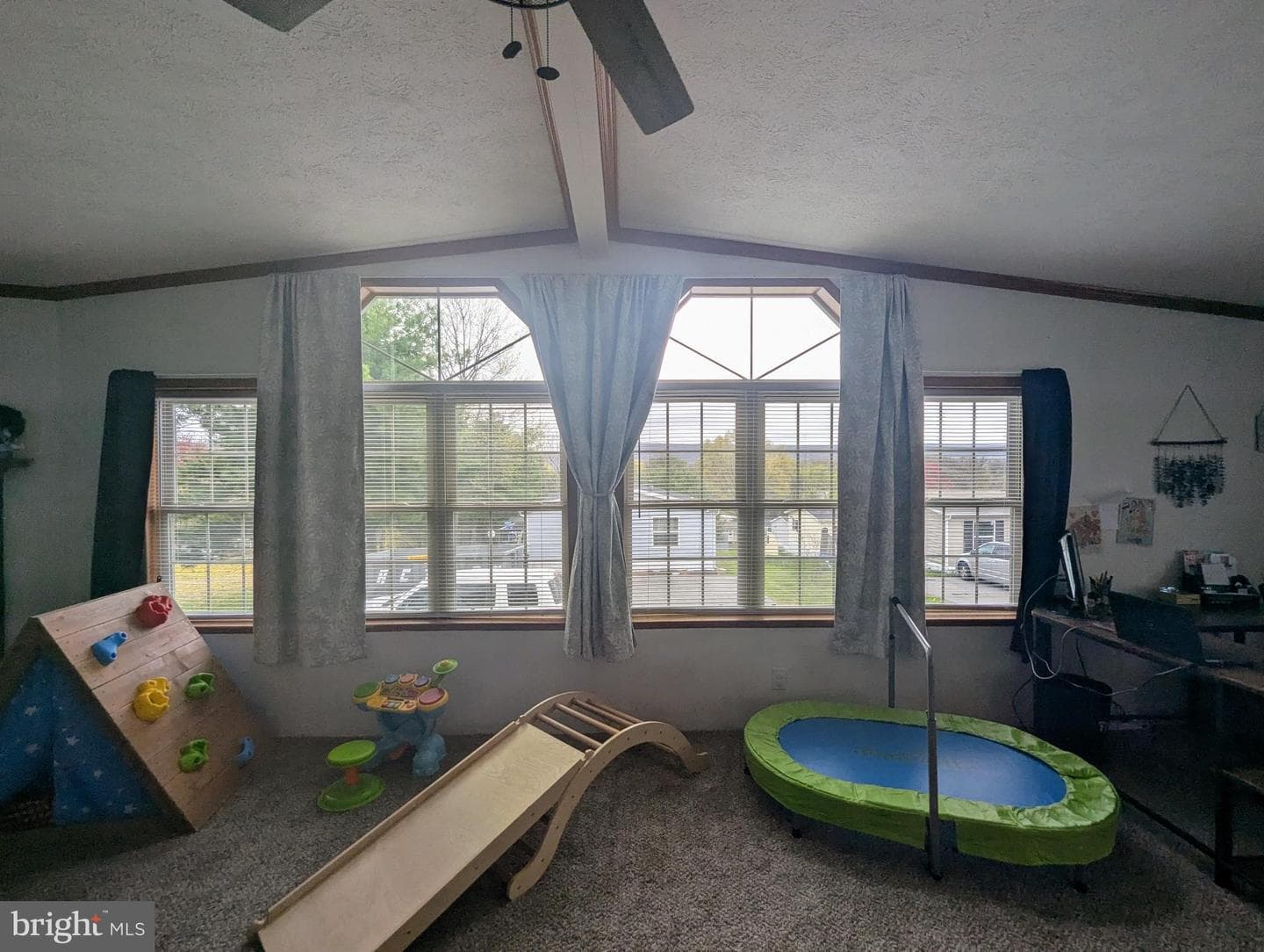 3 Hawthorne Lane photo 51