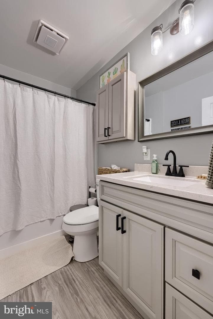203 Intervilla Avenue photo 23