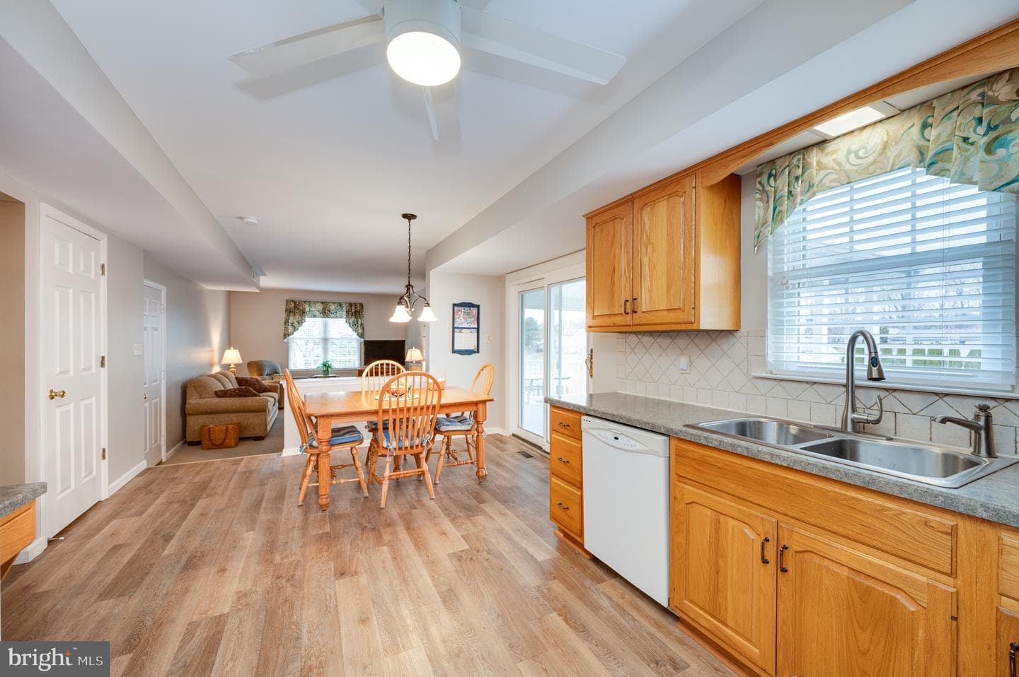 322 Carriage Drive photo 17