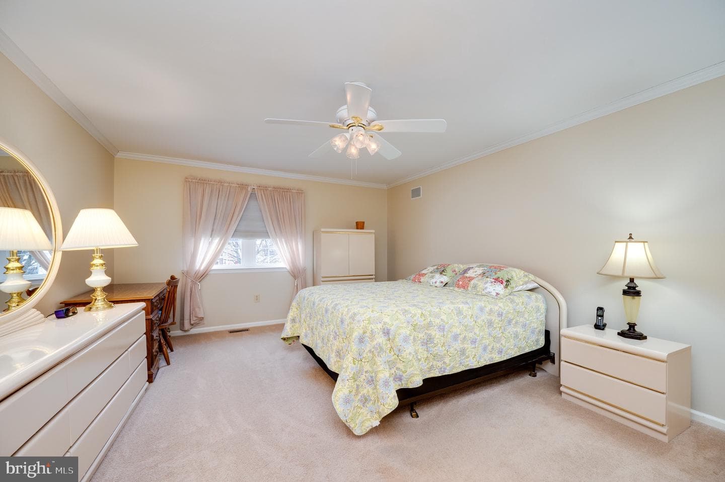 322 Carriage Drive photo 28