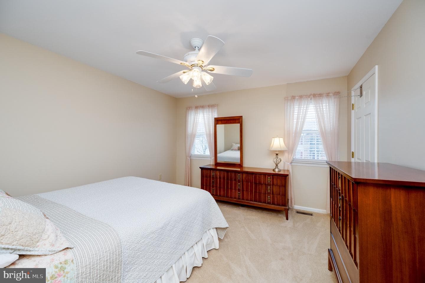 322 Carriage Drive photo 31