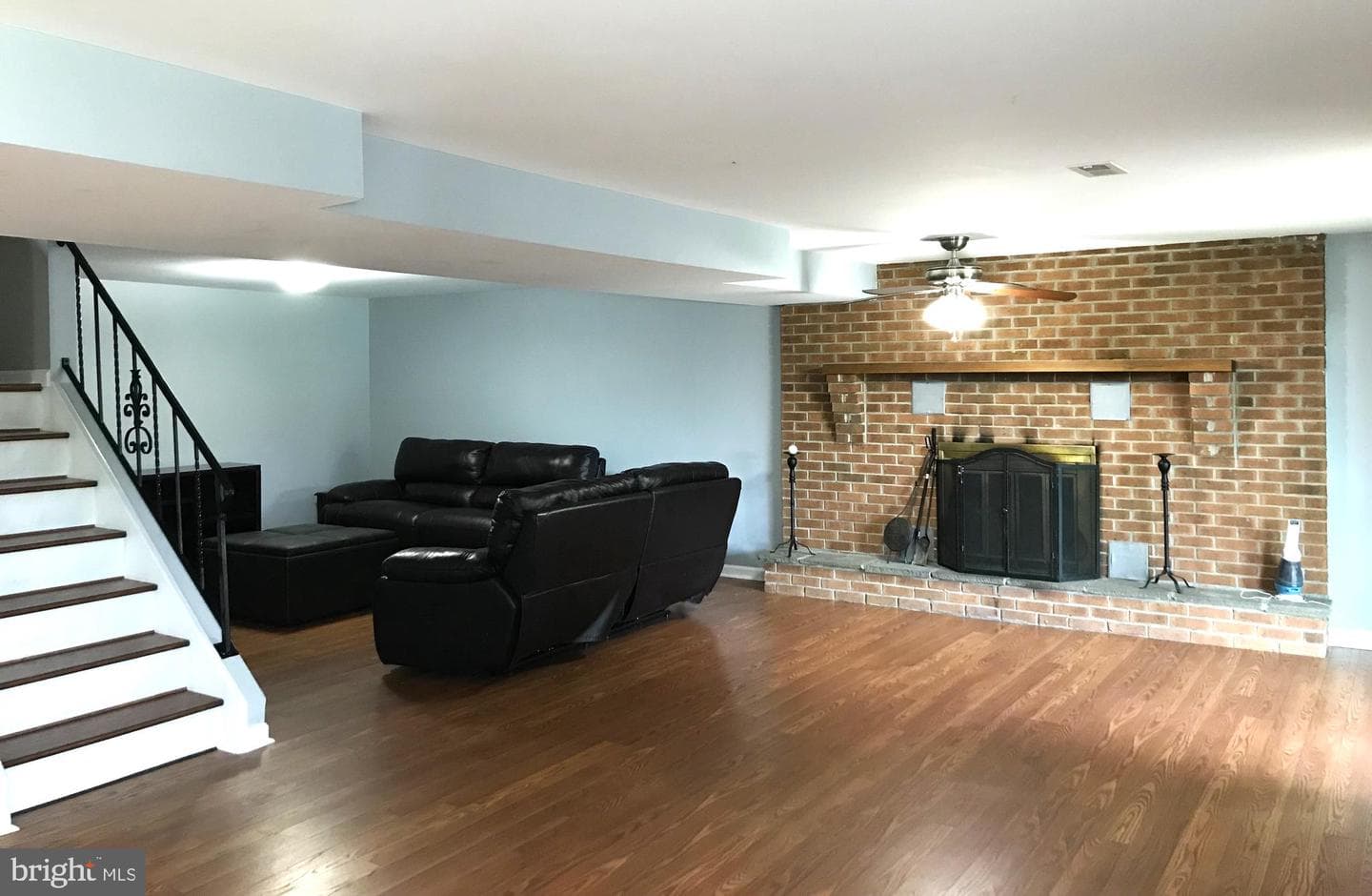 211 New Castle Drive photo 37