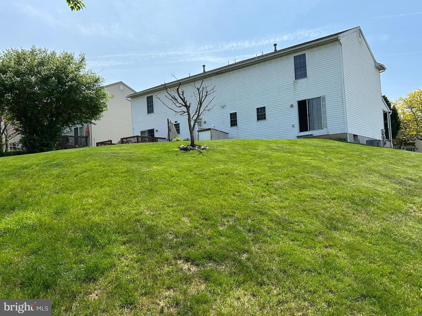 349 Oneida Drive photo 34