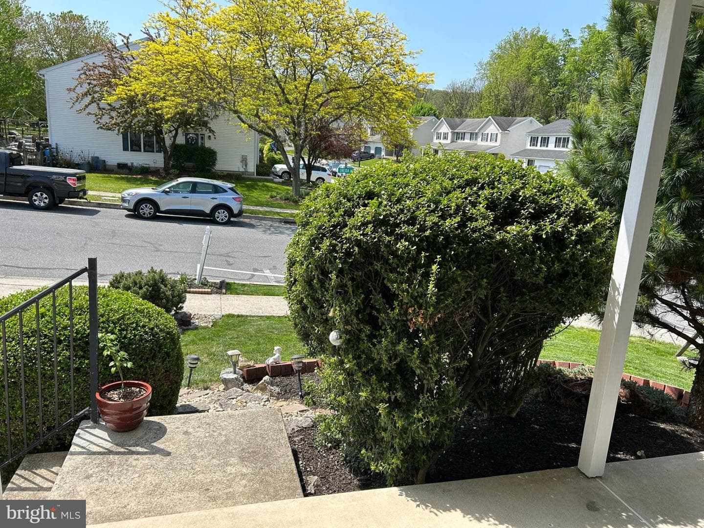 349 Oneida Drive photo 4