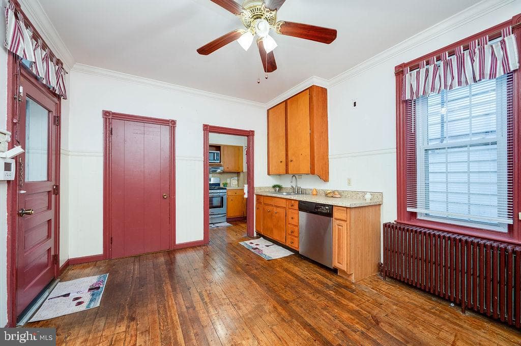 138 W Broad Street photo 19