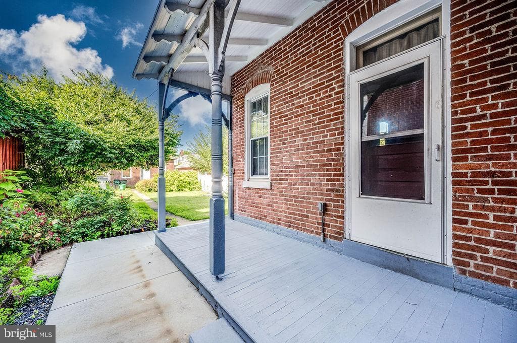 138 W Broad Street photo 4