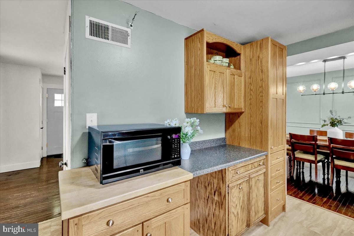 608 Dorchester Avenue photo 13
