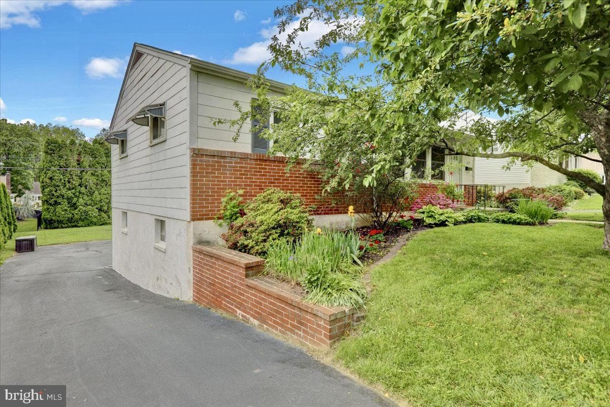 608 Dorchester Avenue photo 6