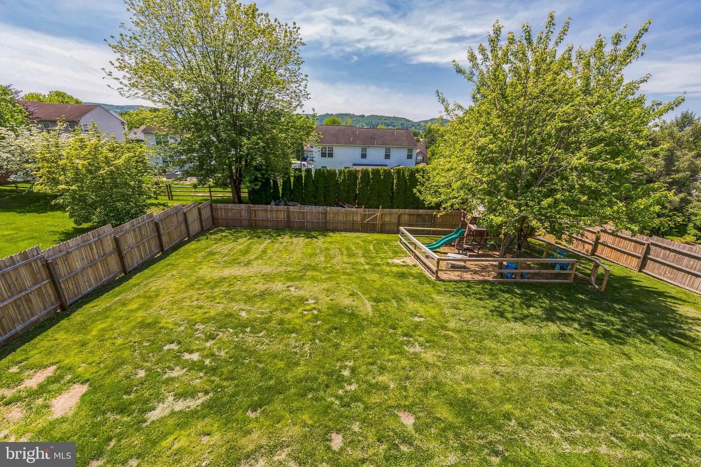 389 Mountain Bl photo 27