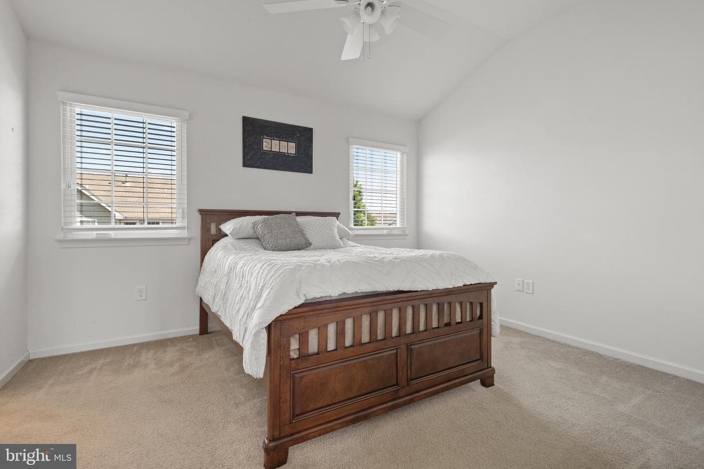 805 Heather Way photo 30