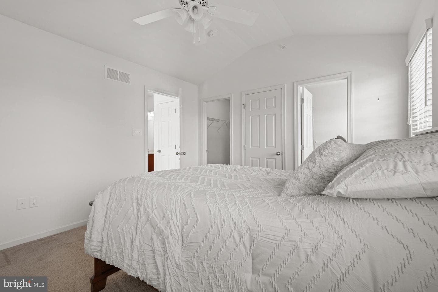 805 Heather Way photo 31