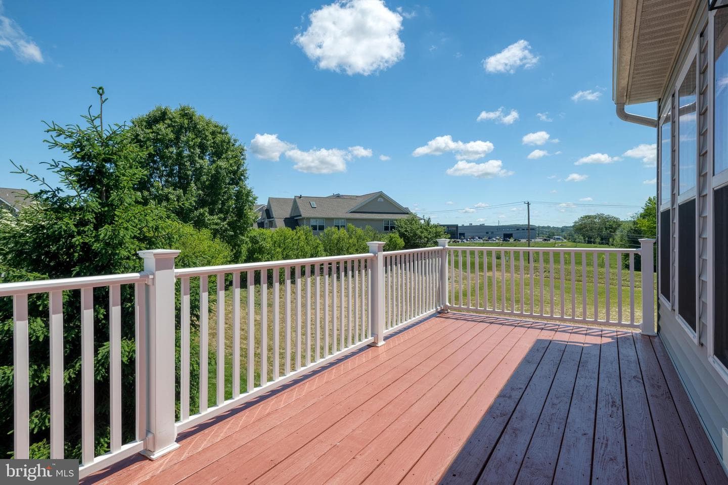 805 Heather Way photo 7