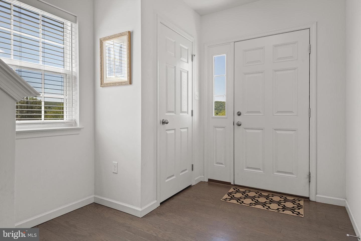 805 Heather Way photo 9