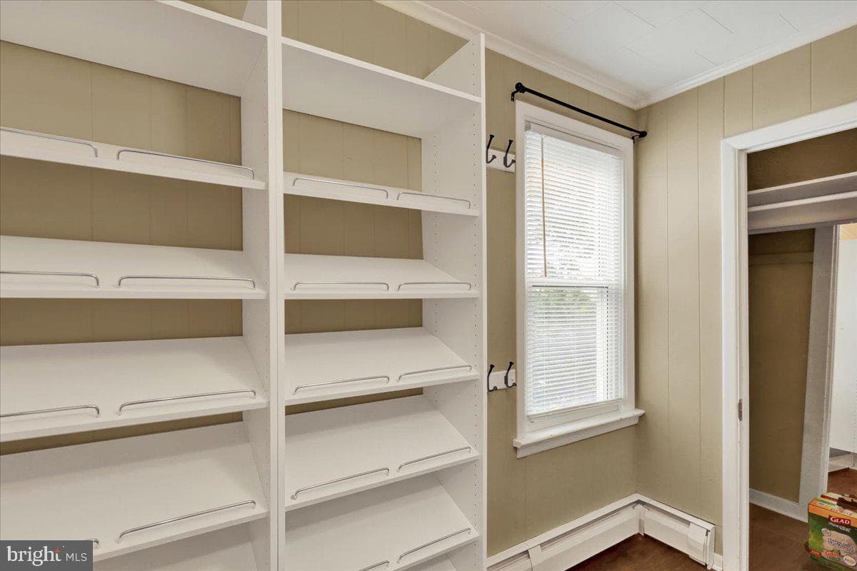 663 N 5th Street photo 8