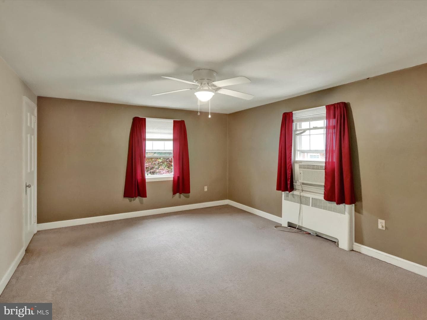 1411 College Avenue photo 13
