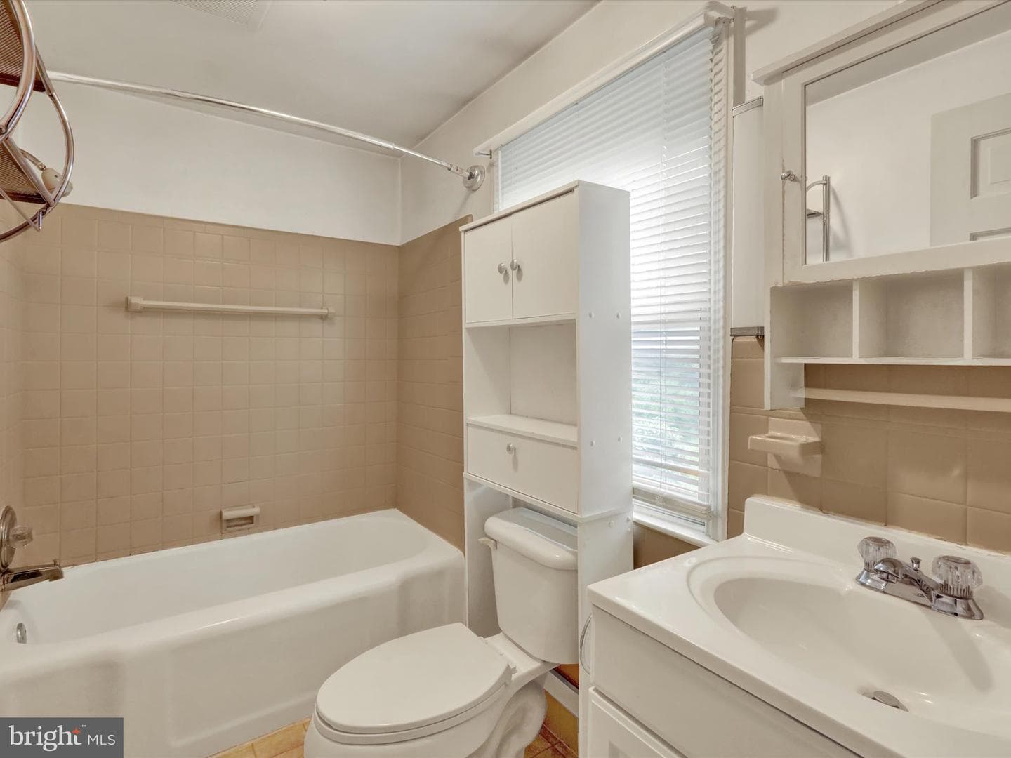 1411 College Avenue photo 14