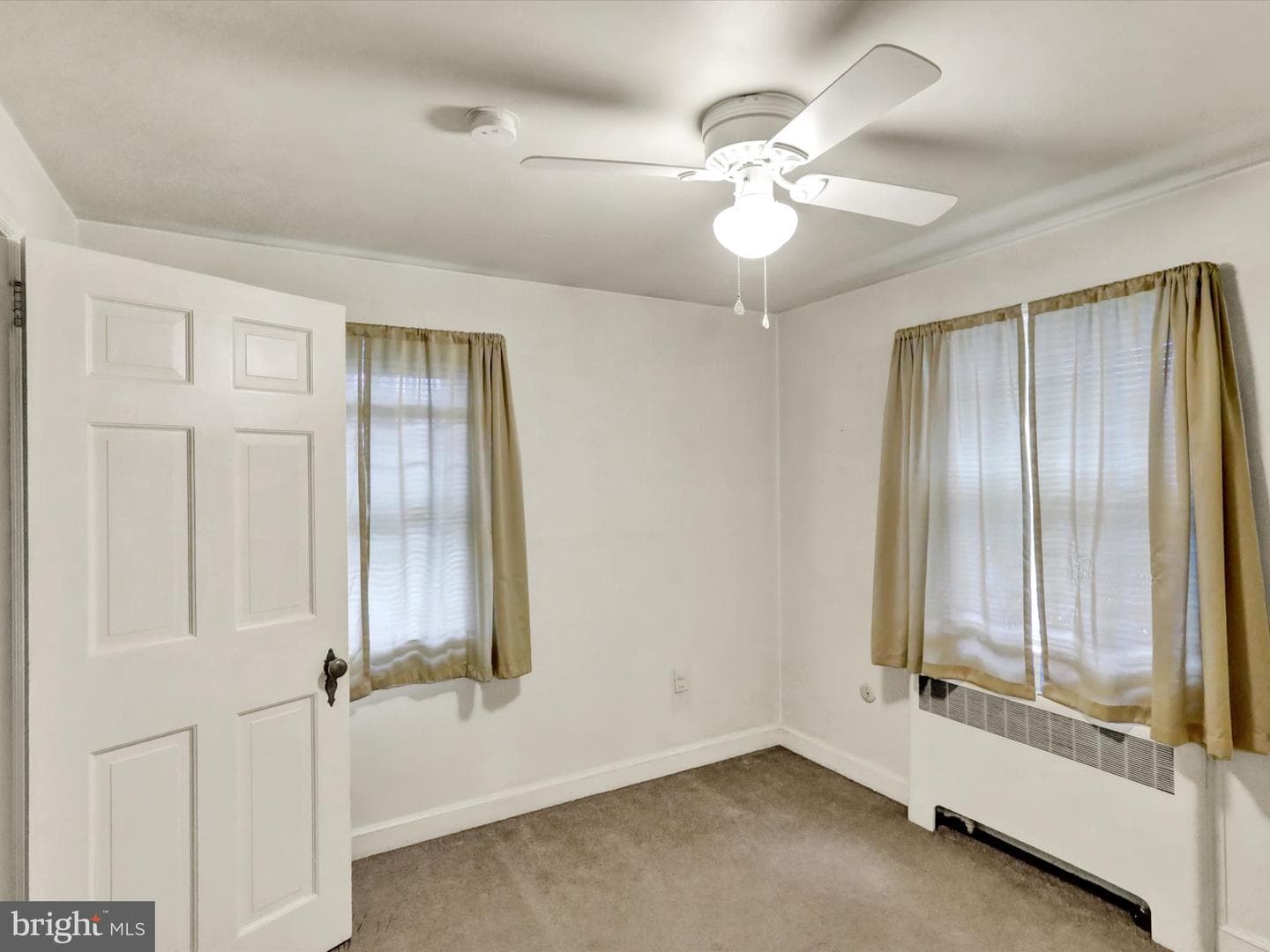 1411 College Avenue photo 16