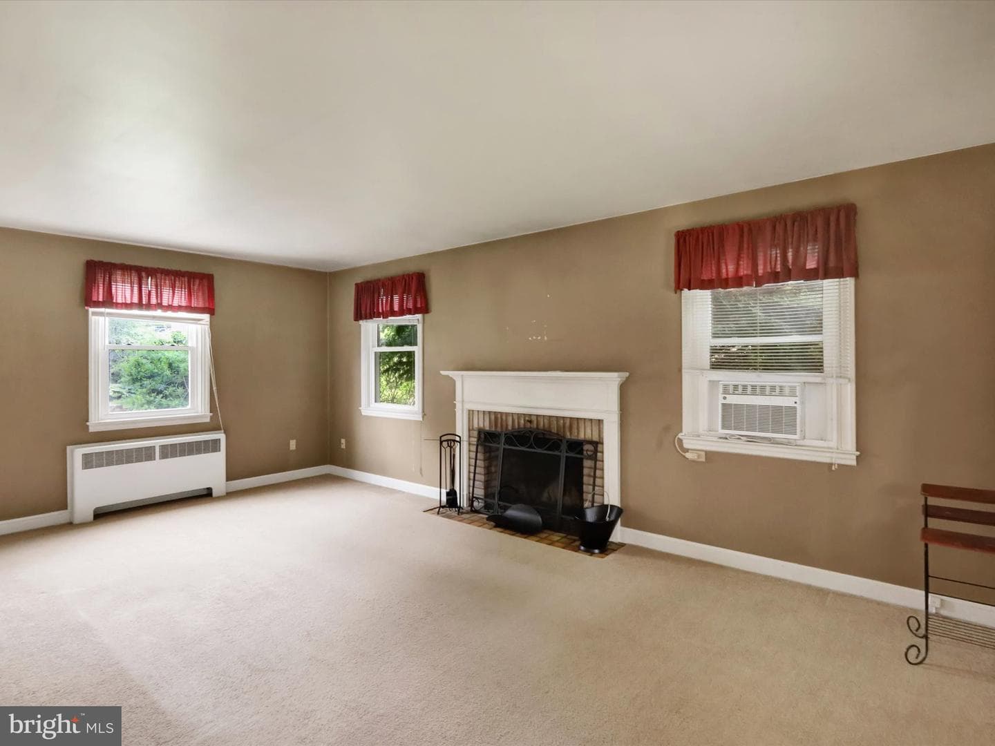 1411 College Avenue photo 6