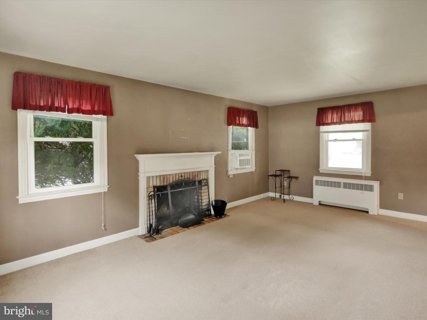 1411 College Avenue photo 8