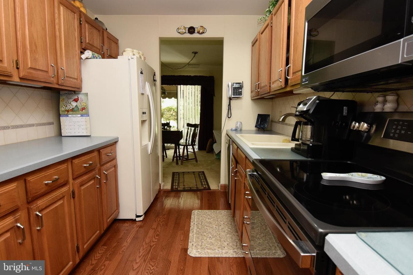 11 Pine Woods Court photo 4