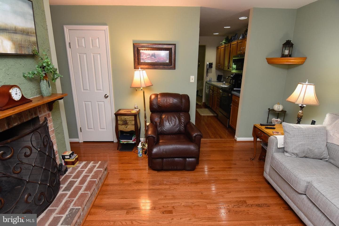 11 Pine Woods Court photo 8